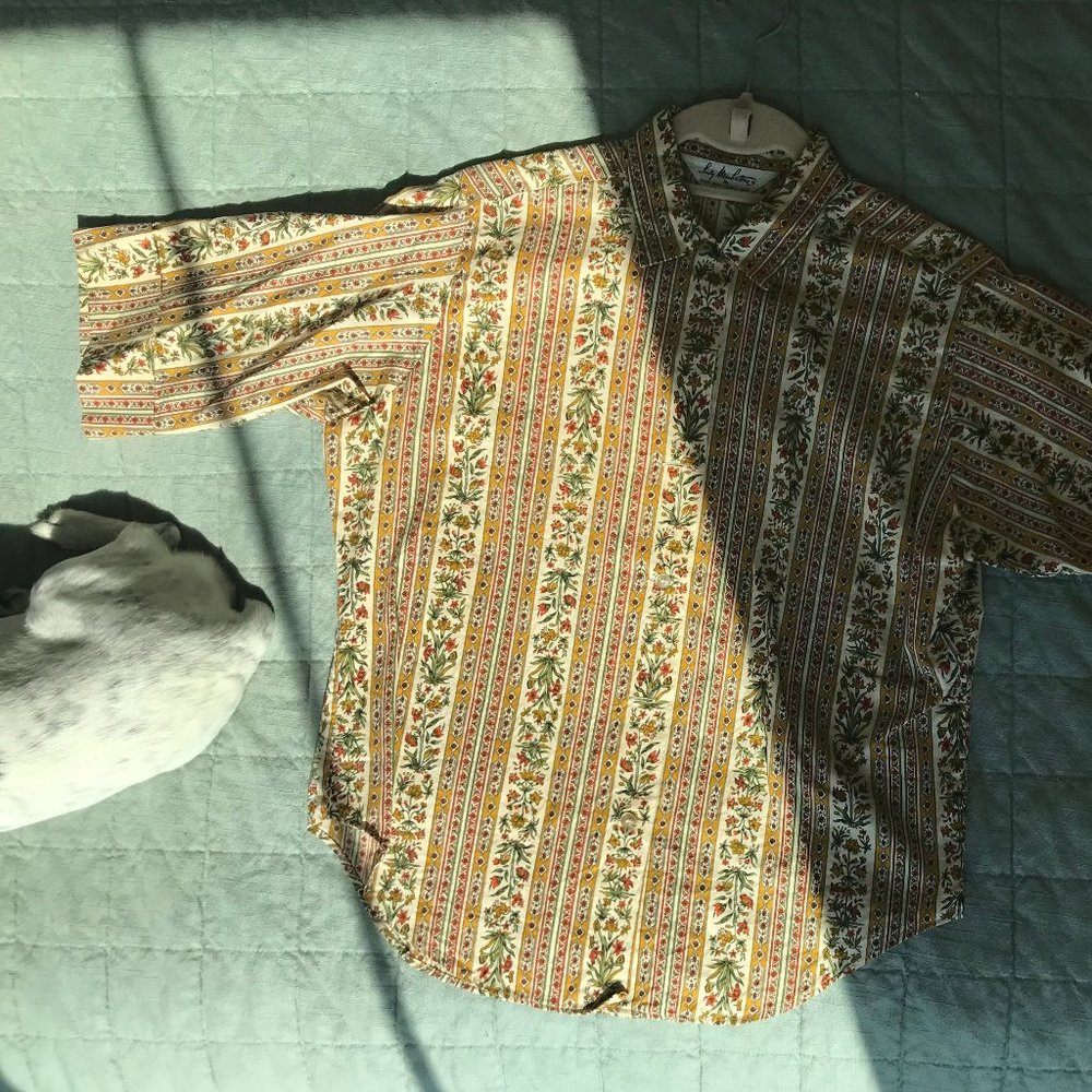 Vintage Floral Patterned Button Down Shirt